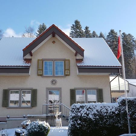 Viktoria'S Bnb Unterkulm Exteriör bild