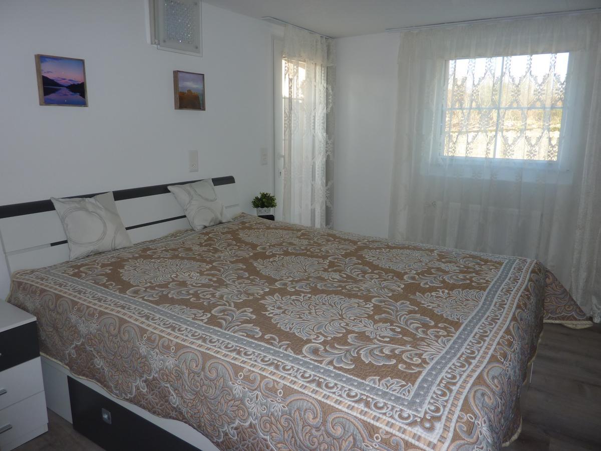 Viktoria'S Bnb Unterkulm Exteriör bild